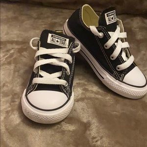 Black and White Converse❤️